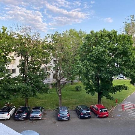 Joli Appartement Proche Metro Lyon Exteriér fotografie